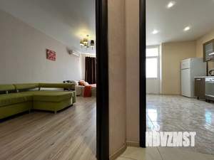 1-к квартира, посуточно, 40м2, 13/16 этаж