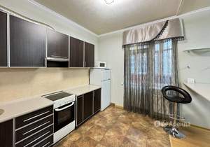 Студия квартира, на длительный срок, 48м2, 3/9 этаж