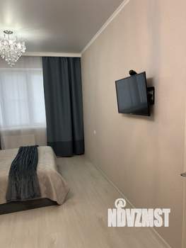 1-к квартира, посуточно, 39м2, 17/18 этаж