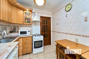 2-к квартира, вторичка, 43м2, 1/5 этаж