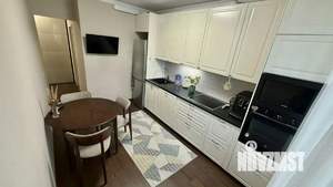 2-к квартира, вторичка, 58м2, 15/24 этаж