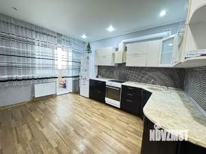 2-к квартира, вторичка, 62м2, 1/3 этаж