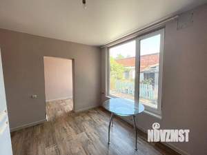 3-к квартира, вторичка, 64м2, 1/1 этаж