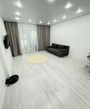 2-к квартира, вторичка, 67м2, 9/24 этаж