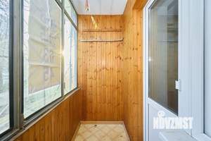 3-к квартира, вторичка, 61м2, 1/9 этаж