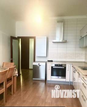 2-к квартира, вторичка, 61м2, 10/16 этаж