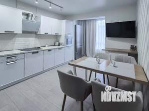 2-к квартира, вторичка, 60м2, 11/17 этаж
