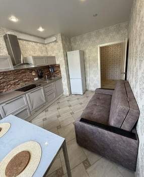 1-к квартира, вторичка, 42м2, 6/18 этаж