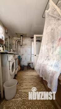 3-к квартира, вторичка, 32м2, 1/1 этаж