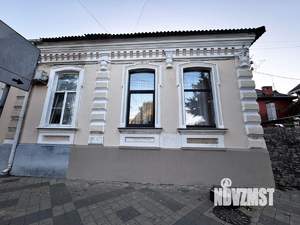 2-к квартира, вторичка, 76м2, 1/1 этаж