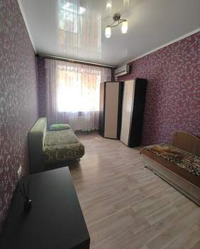 2-к квартира, вторичка, 58м2, 1/6 этаж