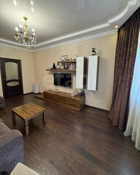 2-к квартира, вторичка, 61м2, 7/16 этаж