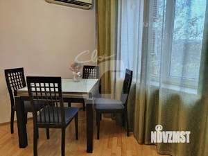 3-к квартира, вторичка, 60м2, 5/5 этаж