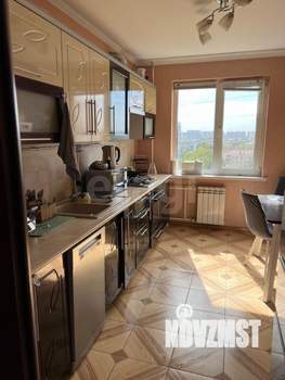 6-к квартира, вторичка, 133м2, 10/10 этаж