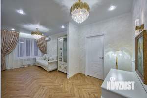 2-к квартира, вторичка, 70м2, 13/22 этаж