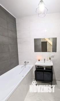 2-к квартира, вторичка, 63м2, 6/18 этаж