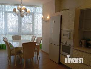 4-к квартира, вторичка, 152м2, 8/22 этаж