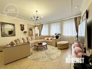 3-к квартира, вторичка, 114м2, 1/16 этаж