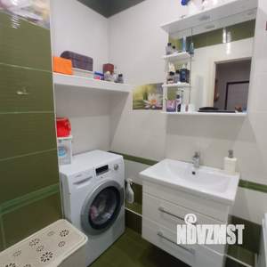 2-к квартира, вторичка, 70м2, 10/17 этаж