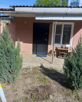 2-к квартира, вторичка, 47м2, 1/1 этаж