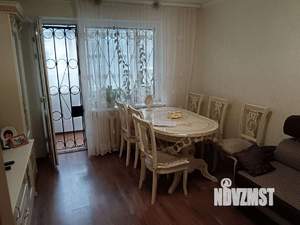 2-к квартира, вторичка, 52м2, 1/3 этаж