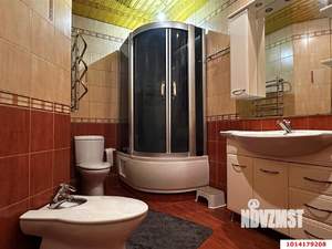 4-к квартира, вторичка, 185м2, 3/10 этаж