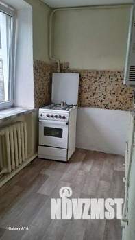 3-к квартира, вторичка, 56м2, 1/2 этаж