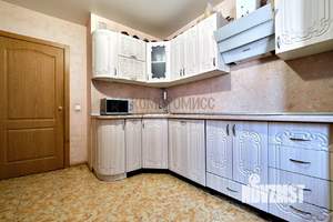 3-к квартира, вторичка, 82м2, 10/18 этаж