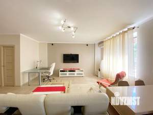 2-к квартира, вторичка, 57м2, 1/8 этаж