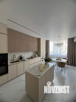 3-к квартира, вторичка, 101м2, 13/19 этаж