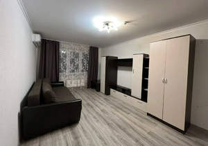 2-к квартира, вторичка, 61м2, 11/16 этаж