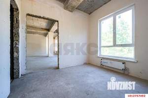 4-к квартира, вторичка, 130м2, 2/4 этаж