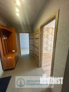 2-к квартира, вторичка, 63м2, 7/17 этаж