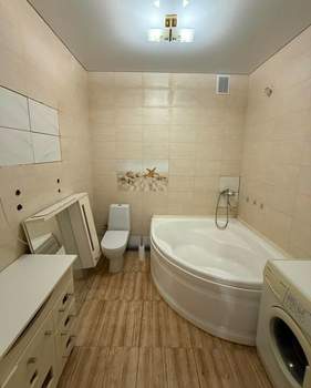 3-к квартира, вторичка, 70м2, 1/16 этаж