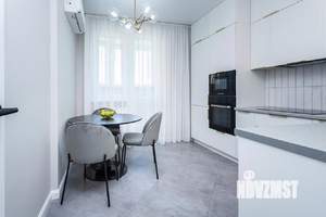 2-к квартира, вторичка, 56м2, 14/23 этаж