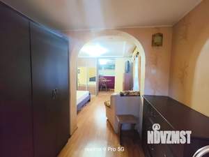 2-к квартира, вторичка, 69м2, 1/1 этаж