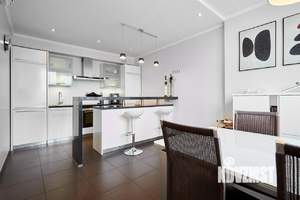 2-к квартира, вторичка, 79м2, 16/18 этаж