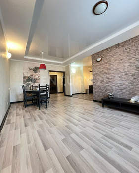 3-к квартира, вторичка, 90м2, 11/17 этаж