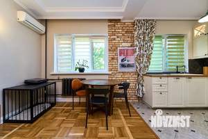 3-к квартира, вторичка, 60м2, 1/5 этаж