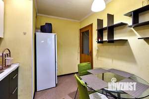 2-к квартира, вторичка, 56м2, 3/9 этаж