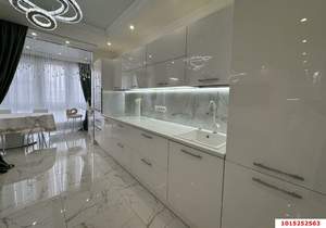 3-к квартира, вторичка, 70м2, 10/10 этаж