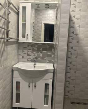 2-к квартира, вторичка, 64м2, 11/16 этаж