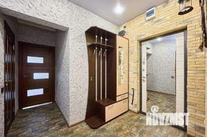 2-к квартира, вторичка, 63м2, 14/14 этаж