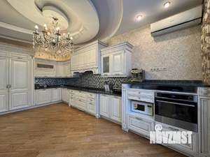 4-к квартира, вторичка, 158м2, 10/21 этаж
