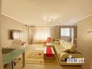 2-к квартира, вторичка, 57м2, 1/8 этаж