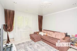 2-к квартира, вторичка, 54м2, 1/9 этаж