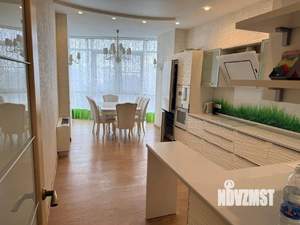 4-к квартира, вторичка, 138м2, 8/22 этаж