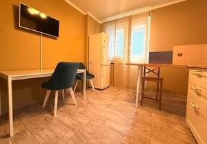 2-к квартира, вторичка, 58м2, 7/18 этаж