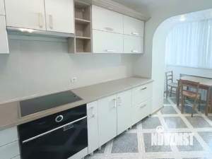 2-к квартира, вторичка, 58м2, 11/17 этаж