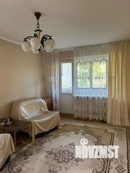 3-к квартира, вторичка, 65м2, 3/5 этаж